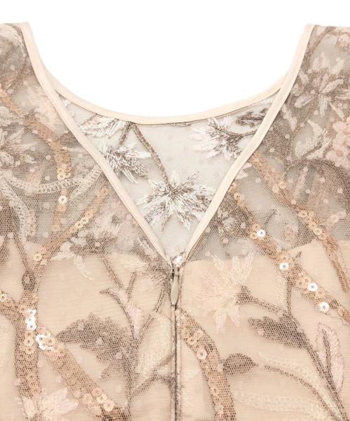 Snidel（スナイデル）Snidel (スナイデル) シャイニーエンブロイダリーワンピ ピンクベージュ サイズ:SIZE 0 未使用品の古着・服飾アイテム