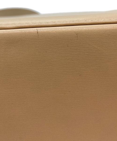 Salvatore Ferragamo（サルヴァトーレ フェラガモ）Salvatore Ferragamo (サルヴァトーレ フェラガモ) 2WAYハンドバッグ ベージュの古着・服飾アイテム