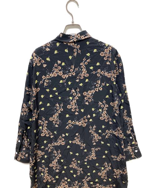 UNITED ARROWS TOKYO（ユナイテッドアローズトウキョウ）UNITED ARROWS TOKYO (ユナイテッドアローズトウキョウ) プリント シャツ ワンピース ブラック サイズ:36 未使用品の古着・服飾アイテム