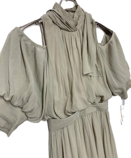 Snidel（スナイデル）Snidel (スナイデル) コールドショルダーワンピ オリーブ 未使用品の古着・服飾アイテム