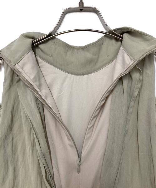 Snidel（スナイデル）Snidel (スナイデル) コールドショルダーワンピ オリーブ 未使用品の古着・服飾アイテム