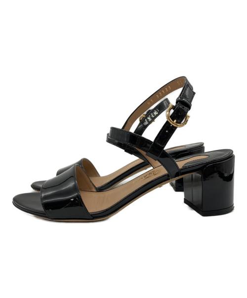Salvatore Ferragamo（サルヴァトーレ フェラガモ）Salvatore Ferragamo (サルヴァトーレ フェラガモ) パテントレザーサンダル ブラック サイズ:SIZE 8の古着・服飾アイテム