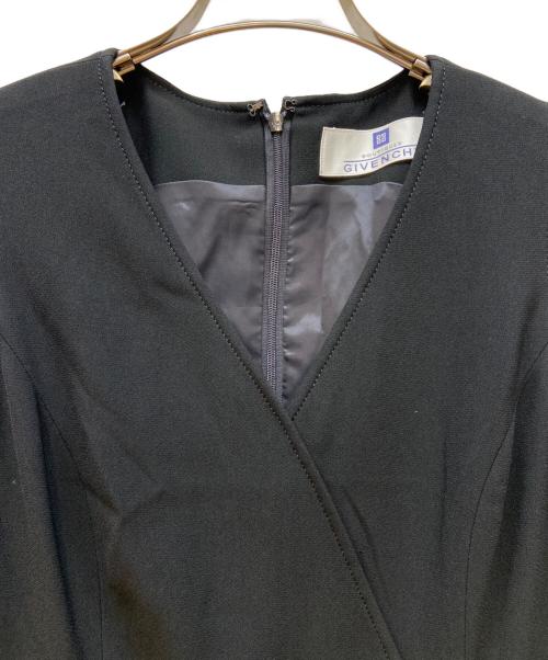 GIVENCHY BOUTIQUES（ジバンシー ブティックス）GIVENCHY BOUTIQUES (ジバンシー ブティックス) ノースリーブワンピース ブラック サイズ:38の古着・服飾アイテム