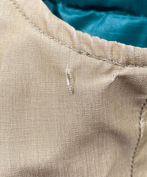 Eddie Bauer（エディーバウアー）Eddie Bauer (エディーバウアー) リバーシブルダウンベスト グリーン×ベージュ サイズ:不明の古着・服飾アイテム