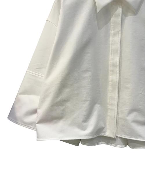 LE PHIL（ル フィル）LE PHIL (ル フィル) バックメッシュSOLOTEX襟付きブラウス ホワイト サイズ:FREEの古着・服飾アイテム