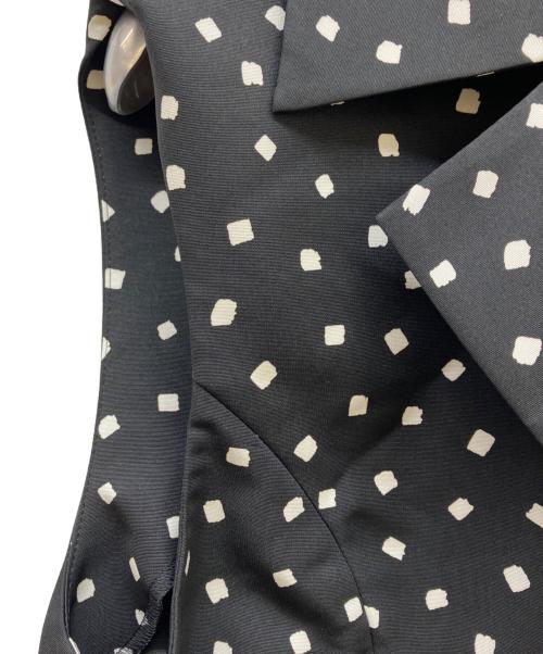 cygne（シーニュ）cygne (シーニュ) ドット柄フリル付きバルーンスリーブベスト ブラック サイズ:SIZE 0の古着・服飾アイテム