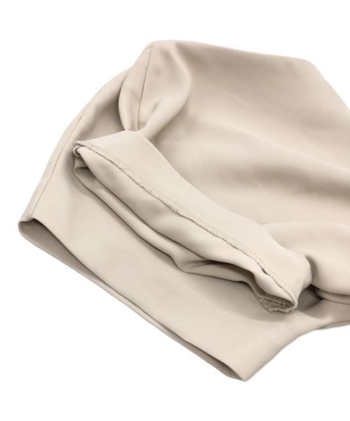 HER LIP TO（ハーリップトゥ）HER LIP TO (ハーリップトゥ) Asymmetric-Hem Gathered Top ベージュ サイズ:SIZE Sの古着・服飾アイテム