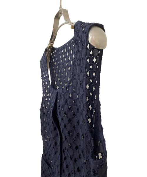 BALLSEY（ボールジィ）BALLSEY (ボールジィ) コモンフラワーエンブロイダリー Uネックジレブラウス ネイビー サイズ:36の古着・服飾アイテム