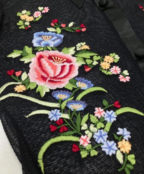 VIVIENNE TAM（ヴィヴィアンタム）VIVIENNE TAM (ヴィヴィアンタム) パワーネット刺繍シャツ ブラックの古着・服飾アイテム