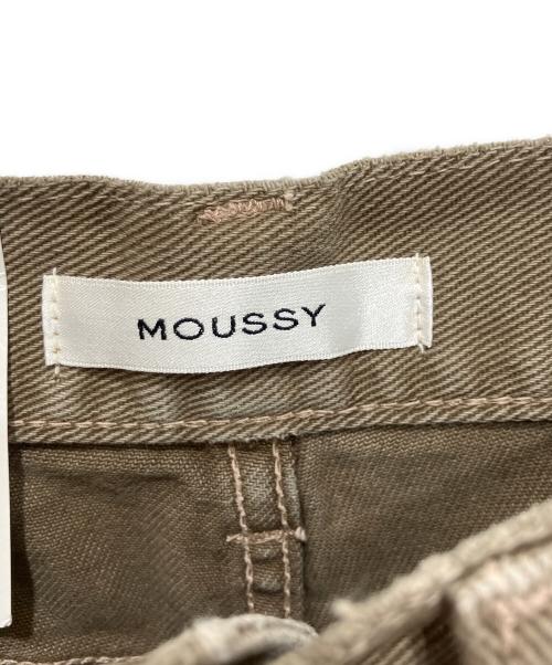 moussy（マウジー）moussy (マウジー) スリットワイドストレートパンツ カーキ 未使用品の古着・服飾アイテム