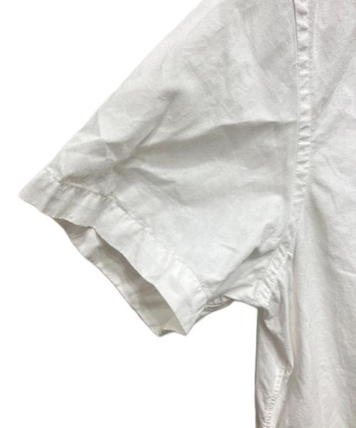 BLACK COMME des GARCONS（ブラックコムデギャルソン）BLACK COMME des GARCONS (ブラックコムデギャルソン) 丸襟半袖シャツ ホワイト サイズ:XSの古着・服飾アイテム