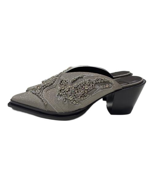 JIMMY CHOO（ジミーチュウ）JIMMY CHOO (ジミーチュウ) グリッターミュール シルバー サイズ:37の古着・服飾アイテム