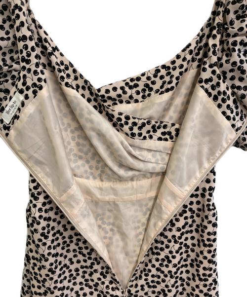 HER LIP TO（ハーリップトゥ）HER LIP TO (ハーリップトゥ) Cherry Pattern Cache-Coeur One-Piece ピンク サイズ:Mの古着・服飾アイテム