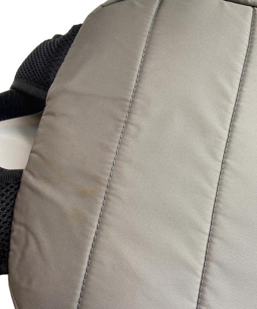 MONCLER（モンクレール）MONCLER (モンクレール) リュック グレーの古着・服飾アイテム
