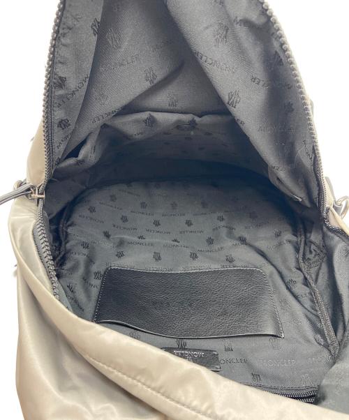MONCLER（モンクレール）MONCLER (モンクレール) リュック グレーの古着・服飾アイテム