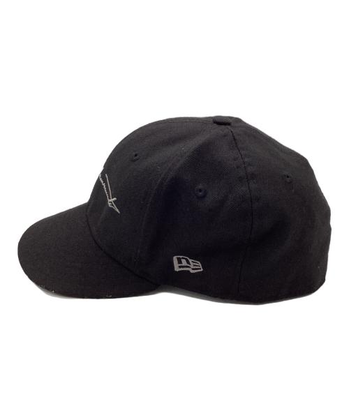 YOHJI YAMAMOTO（ヨウジヤマモト）YOHJI YAMAMOTO (ヨウジヤマモト) New Era (ニューエラ) キャップ ブラックの古着・服飾アイテム