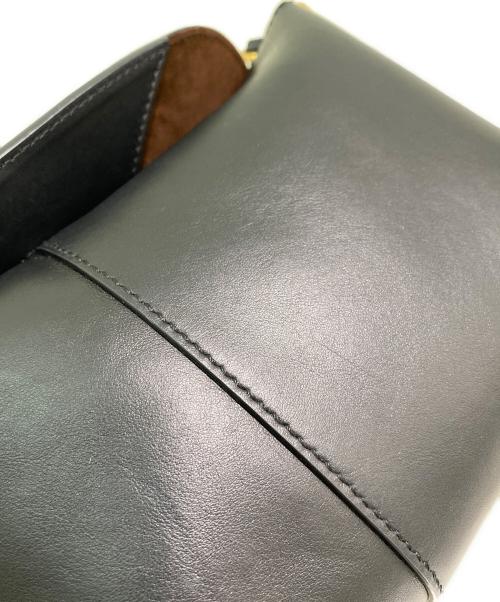 TOD'S（トッズ）TOD'S (トッズ) Tタイムレス メッセンジャーバッグ スモール ブラックの古着・服飾アイテム
