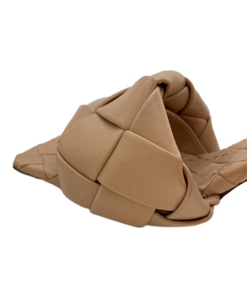 BOTTEGA VENETA（ボッテガベネタ）BOTTEGA VENETA (ボッテガベネタ) サンダル ベージュ サイズ:37の古着・服飾アイテム