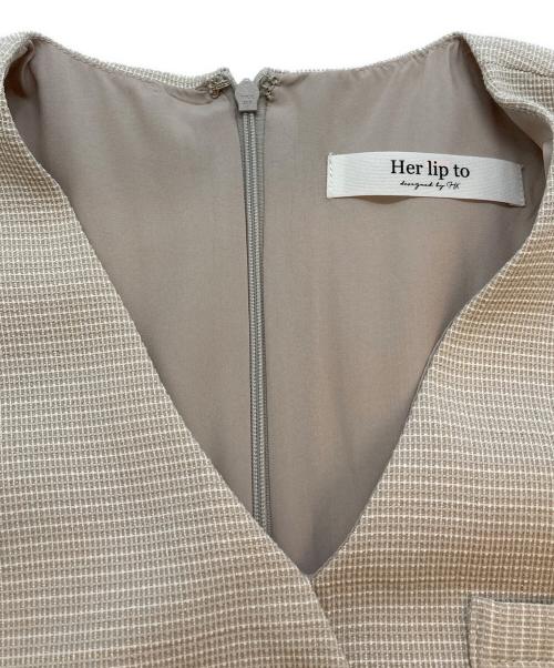 HER LIP TO（ハーリップトゥ）HER LIP TO (ハーリップトゥ) Tweed Pleated Mini Dress アイボリー サイズ:SIZE S 未使用品の古着・服飾アイテム