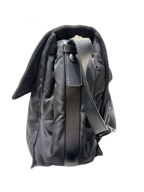 PRADA（プラダ）PRADA (プラダ) Re-Nylon ラージ パデッド ショルダーバッグ ブラック サイズ:-の古着・服飾アイテム