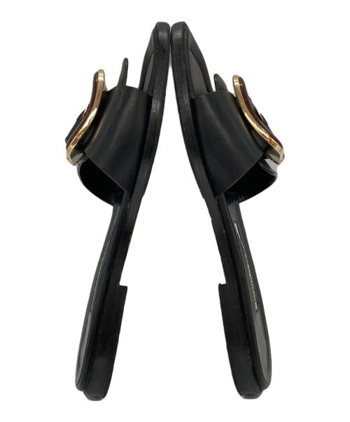 Manolo Blahnik（マノロ ブラニク）Manolo Blahnik (マノロ ブラニク) チャフラフラットサンダル ブラック サイズ:39の古着・服飾アイテム
