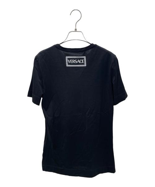 VERSACE（ヴェルサーチェ）VERSACE (ヴェルサーチェ) グラフィック プリント クルーネック 半袖 Tシャツ ブラック サイズ:38の古着・服飾アイテム