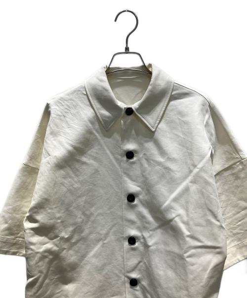 machatt（マチャット）machatt (マチャット) ダブルクロスオーバーシャツ 半袖シャツ アイボリー サイズ:Freeの古着・服飾アイテム