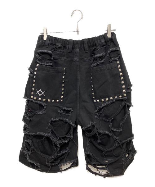 REFLEM（レフレム）REFLEM (レフレム) スタッズ付きダメージデニムハーフパンツ ブラック サイズ:FREEの古着・服飾アイテム