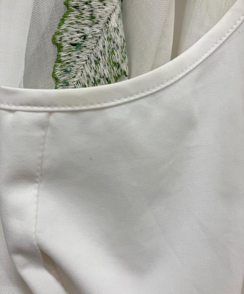 MUVEIL（ミュベール）MUVEIL (ミュベール) 刺繍シャツワンピース ホワイト サイズ:SIZE38の古着・服飾アイテム