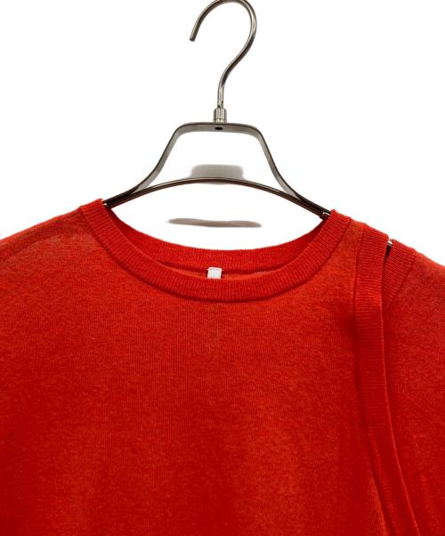 A CCORDION（アコーディオン）A CCORDION (アコーディオン) SHOULDER SLIT T SHIRTS レッド サイズ:Mの古着・服飾アイテム
