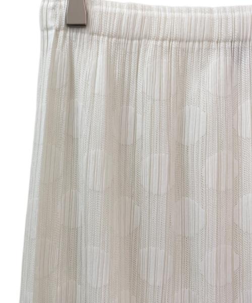 PLEATS PLEASE（プリーツプリーズ）PLEATS PLEASE (プリーツプリーズ) パンチング ドット デザイン ストレート ロング スカート ホワイト サイズ:2の古着・服飾アイテム