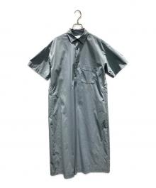 and wander（アンドワンダー）の古着「UV Cut Stretch SS Dress 半袖ワンピース」｜ライトブルー