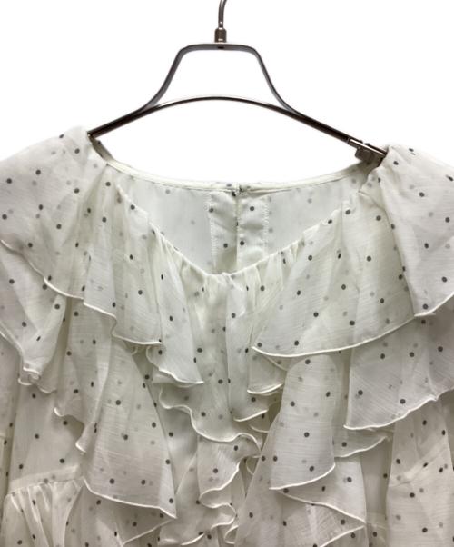 JUSGLITTY（ジャスグリッティー）JUSGLITTY (ジャスグリッティー) エアリーフリルブラウス サイズ:2 未使用品の古着・服飾アイテム