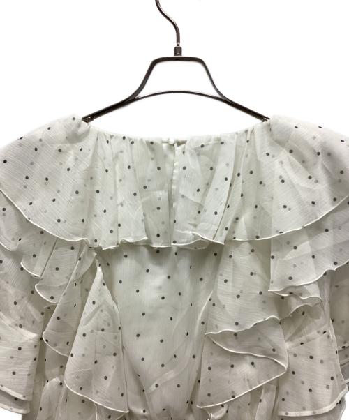 JUSGLITTY（ジャスグリッティー）JUSGLITTY (ジャスグリッティー) エアリーフリルブラウス サイズ:2 未使用品の古着・服飾アイテム