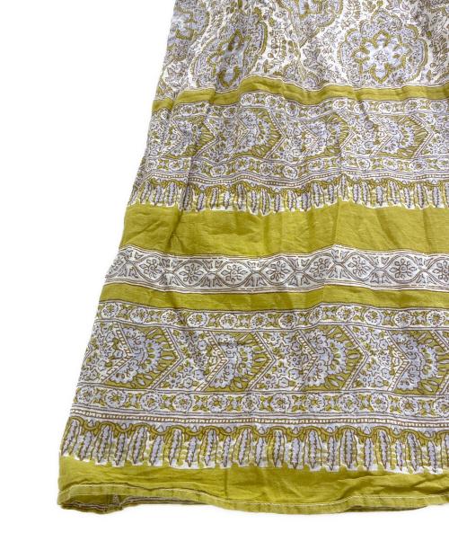 ne quittez pas（ヌキテパ）ne quittez pas (ヌキテパ) Naoko Hamajima Cotton Voile Arabesque Print Flare Sleeve Dress/プリントコットンワンピース マスタード サイズ:Mの古着・服飾アイテム