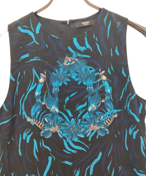 VERSUS VERSACE（ヴェルサス ヴェルサーチェ）VERSUS VERSACE (ヴェルサス ヴェルサーチェ) ノースリーブワンピース フローラルゼブラ ブラック サイズ:44の古着・服飾アイテム