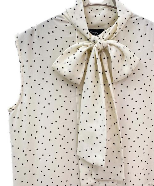 theory（セオリー）theory (セオリー) TOSS POLKA DOT LVLLIERE PLT DR アイボリー サイズ:Pの古着・服飾アイテム