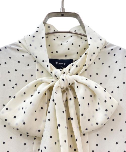 theory（セオリー）theory (セオリー) TOSS POLKA DOT LVLLIERE PLT DR アイボリー サイズ:Pの古着・服飾アイテム