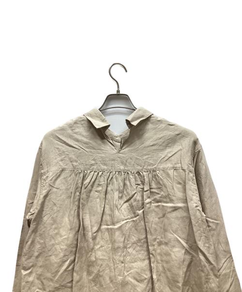 Conte（コンテ）Conte (コンテ) ヘンプ バックスリット ギャザーシャツ ベージュ サイズ:表記なしの古着・服飾アイテム