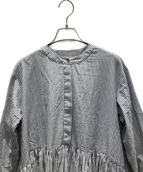 BEARDSLEY（ビアズリー）BEARDSLEY (ビアズリー) 先染めギャザーワンピース ホワイト×ネイビー サイズ:1の古着・服飾アイテム