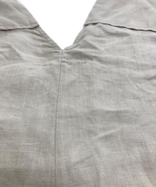 Conte（コンテ）conte (コンテ) ヘンプ Vネック ワンピース ベージュ サイズ:下記参照の古着・服飾アイテム