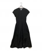 H BEAUTY&YOUTHエイチ ビューティー&ユース）の古着「TYPEWRITER CLOTH FRENCH SLEEVE DRESS」｜ブラック
