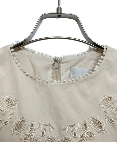 CELFORD（セルフォード）CELFORD (セルフォード) エンブロイダリーワンピ ベージュ サイズ:38の古着・服飾アイテム