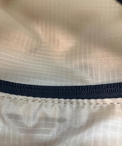 emmi atelier（エミアトリエ）emmi atelier (エミアトリエ) パッカブルバックパック ベージュの古着・服飾アイテム