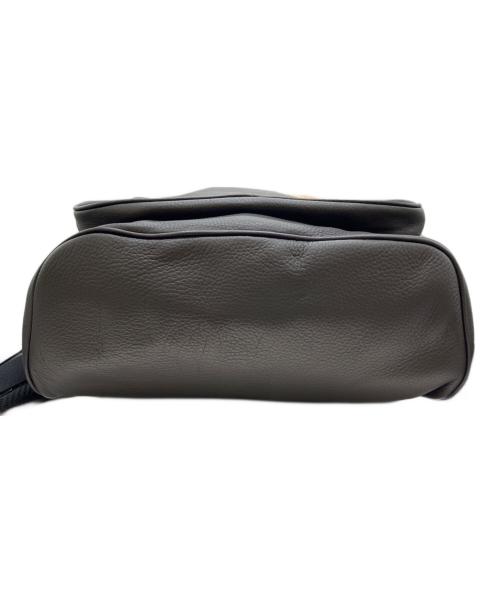 COACH（コーチ）COACH (コーチ) トンプソン バックパック シグネチャー ジャカード ウィズ ヴァーシティ ストライプ ブラックの古着・服飾アイテム