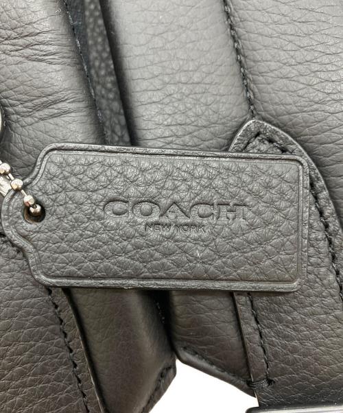 COACH（コーチ）COACH (コーチ) トンプソン バックパック シグネチャー ジャカード ウィズ ヴァーシティ ストライプ ブラックの古着・服飾アイテム