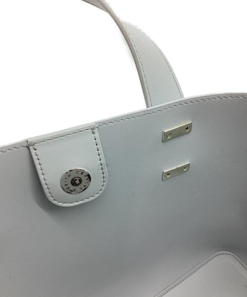 CHARLES & KEITH（チャールズアンドキース）CHARLES & KEITH (チャールズアンドキース) ダブルハンドル ホーボーバッグ スカイブルーの古着・服飾アイテム