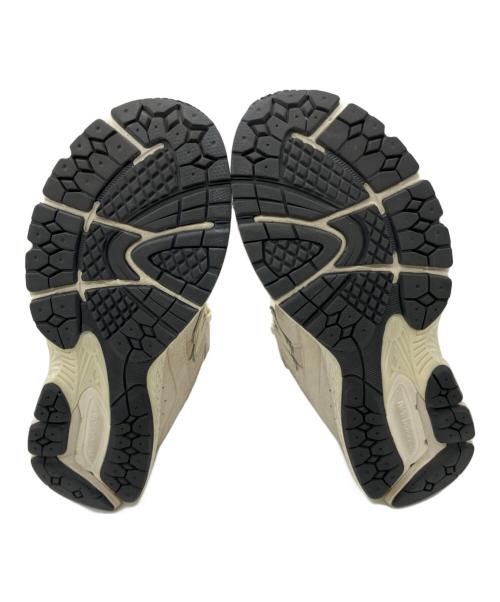 NEW BALANCE（ニューバランス）NEW BALANCE (ニューバランス) M2002RCC ベージュ サイズ:23.5の古着・服飾アイテム