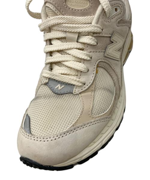 NEW BALANCE（ニューバランス）NEW BALANCE (ニューバランス) M2002RCC ベージュ サイズ:23.5の古着・服飾アイテム