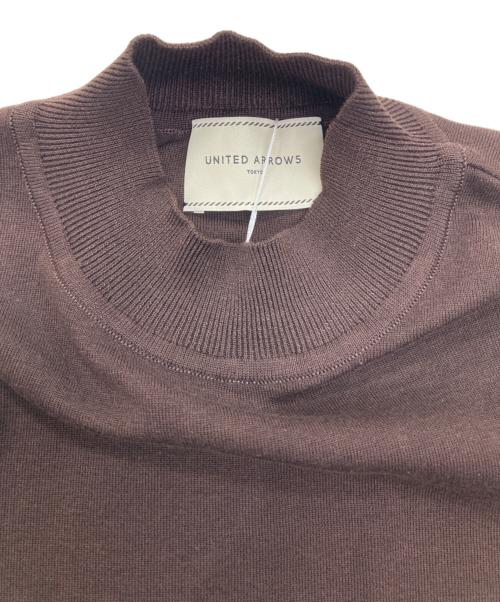 UNITED ARROWS（ユナイテッドアローズ）UNITED ARROWS (ユナイテッドアローズ) ハイネック ノースリーブ ニット ウォッシャブル ブラウン サイズ:Free 未使用品の古着・服飾アイテム